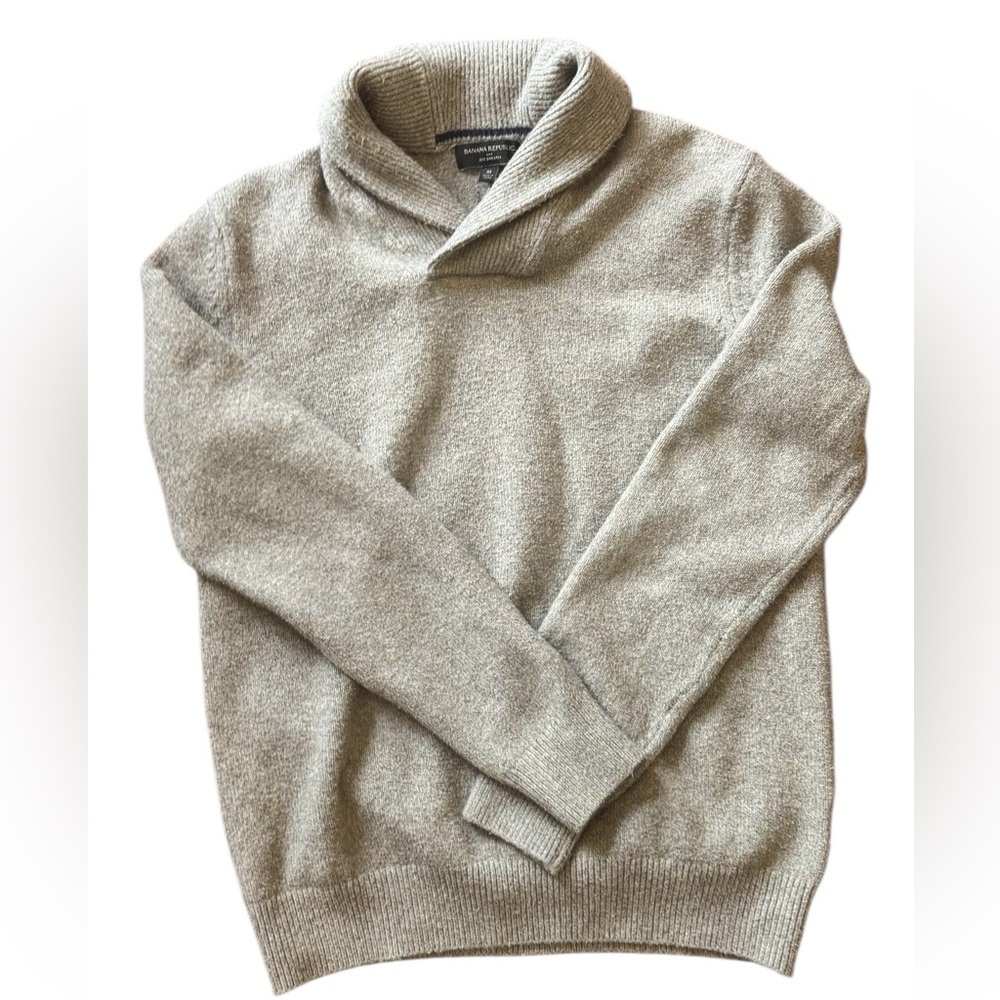 BANANA REPUBLIC GREY ECO SWEATER SIZE M🌟🌟